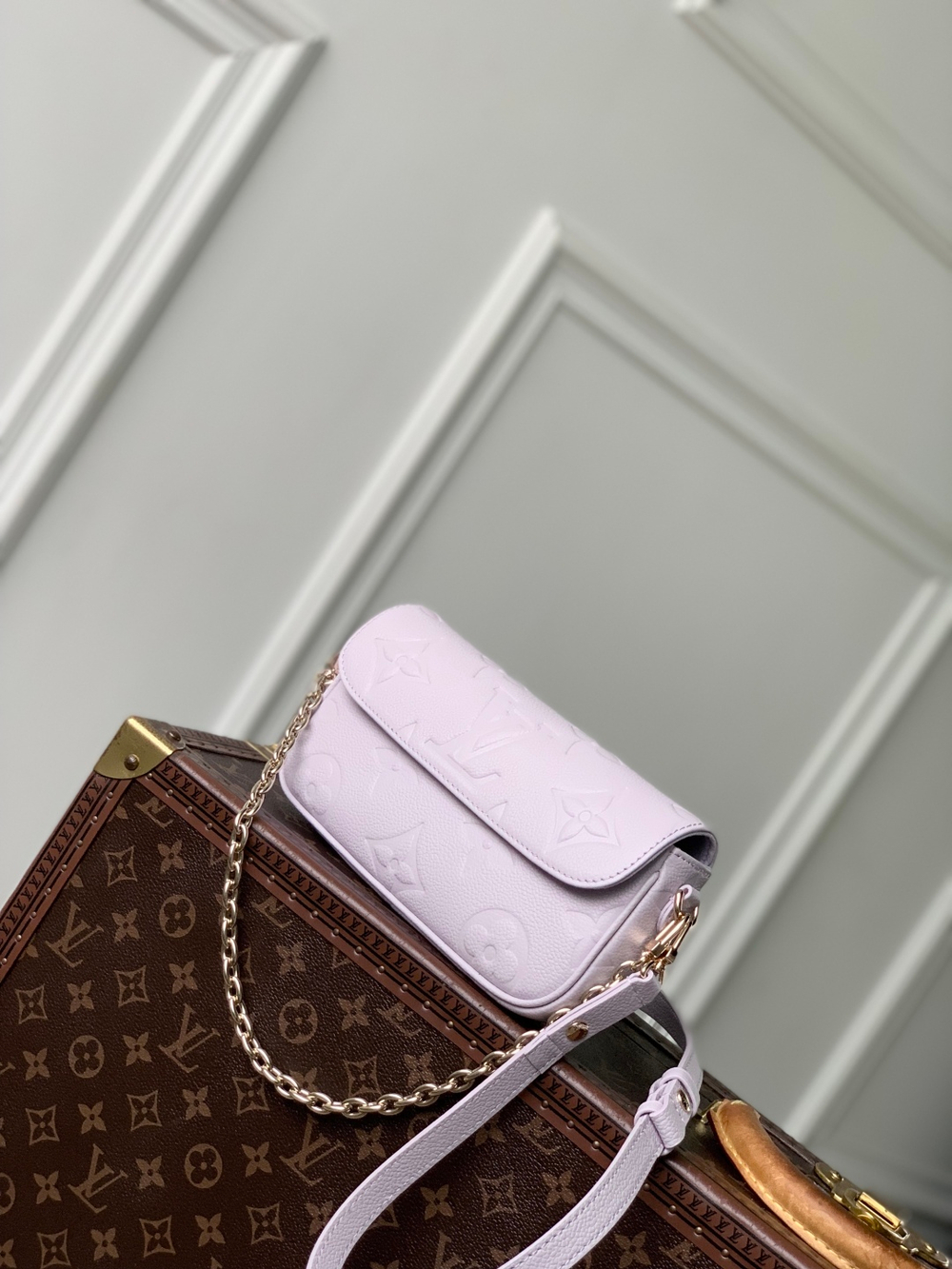 Louis Vuitton Ivy Wallet On Chain Bag