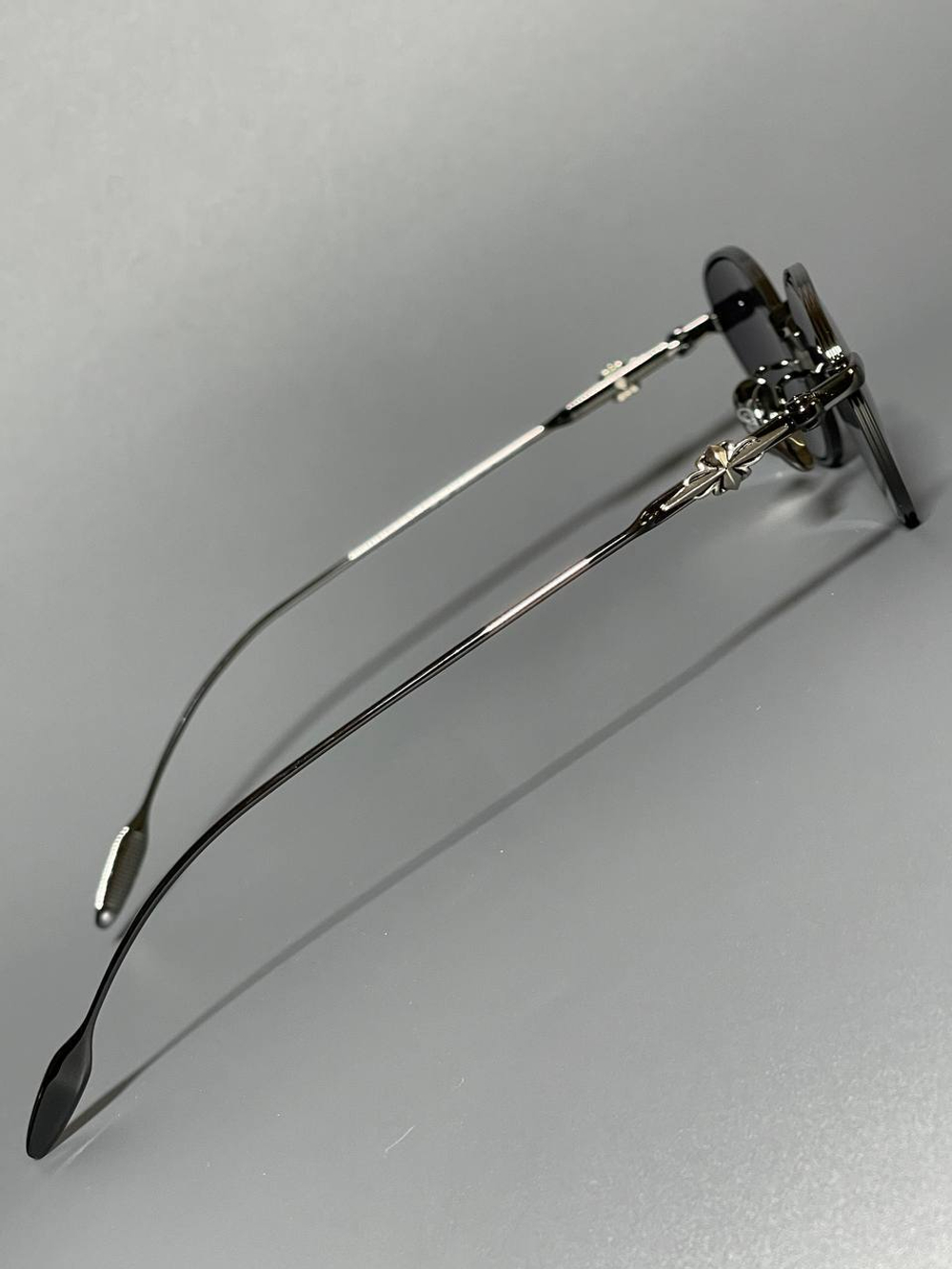 Солнцезащитные очки Chrome Hearts