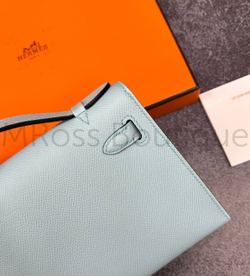 Сумка Hermes Kelly Pochette голубого цвета