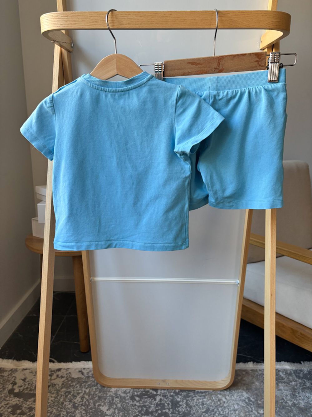 Костюм Moschino, 86