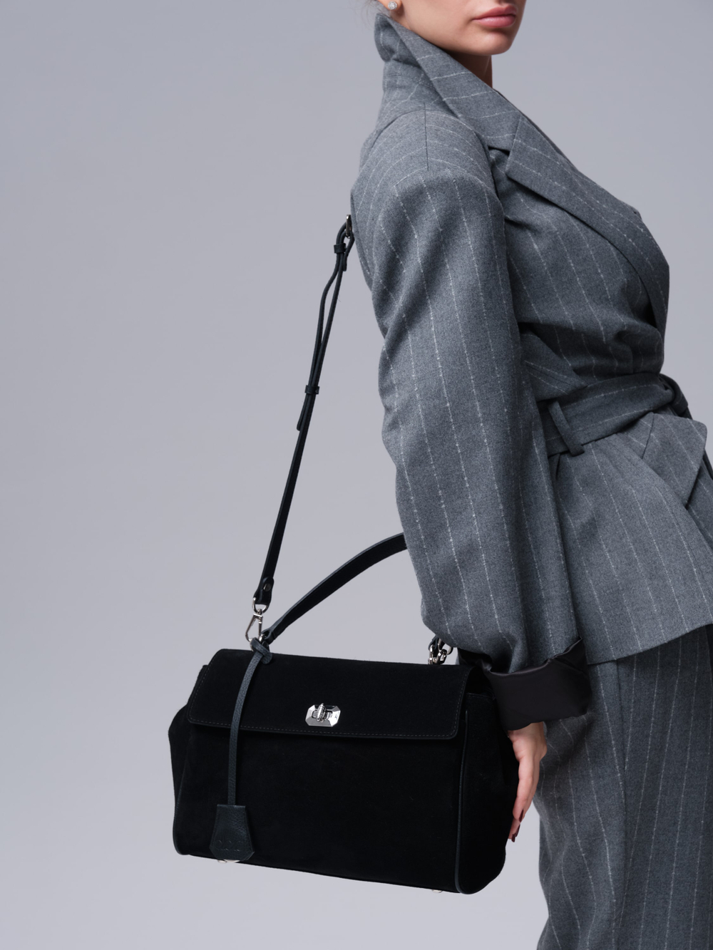 Замшевая сумка Nadi DBR 31356 черный