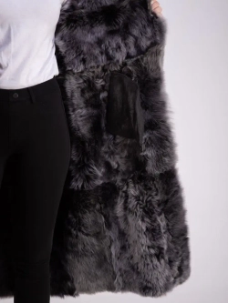 Дубленка зимняя натуральная с капюшоном длинная и теплая