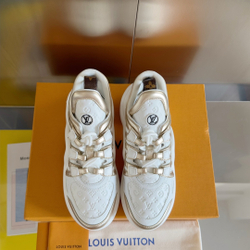 Louis Vuitton Archlight