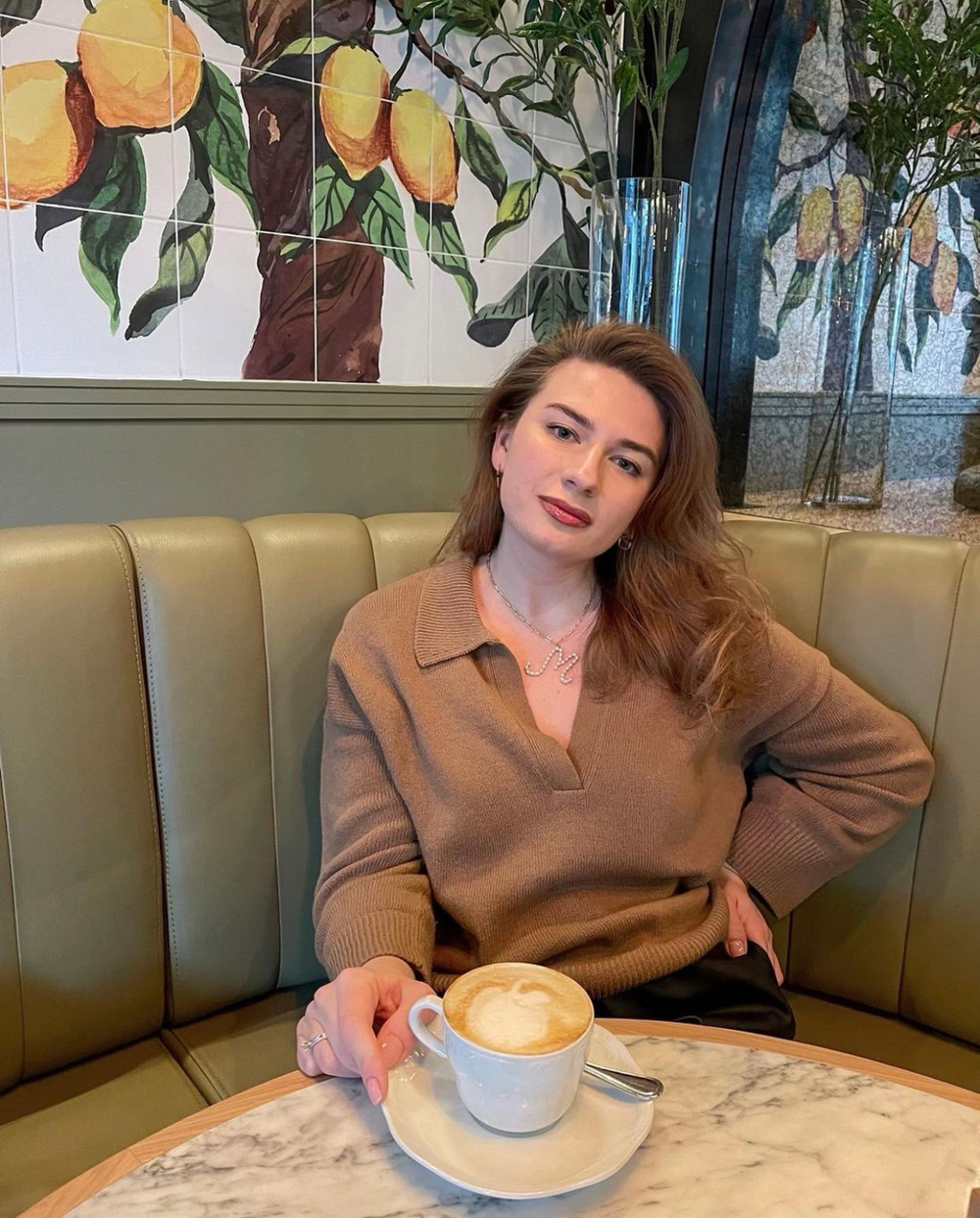 Колье с буквой Grande