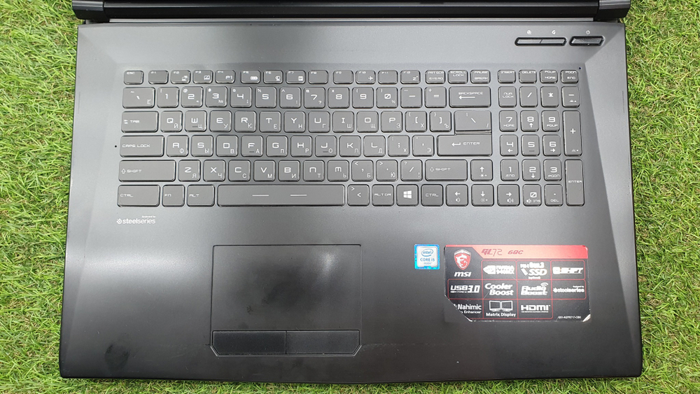 Игровой MSI 17" i5-6/8 ГБ/940MX 2 ГБ/FHD