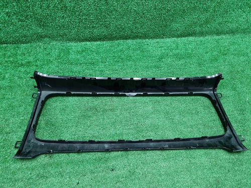 Накладка решетки радиатора Mercedes G W463 (18-24)