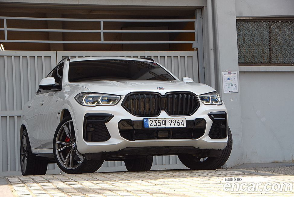 BMW X6 (G06) M50i (06.2023)
