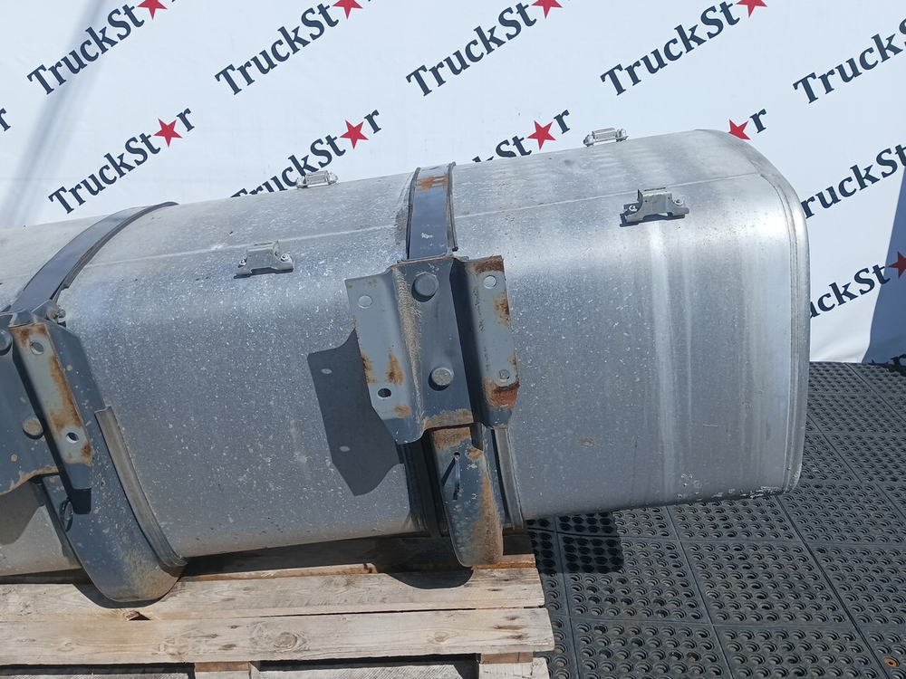 Бак топливный 845L 2019г.