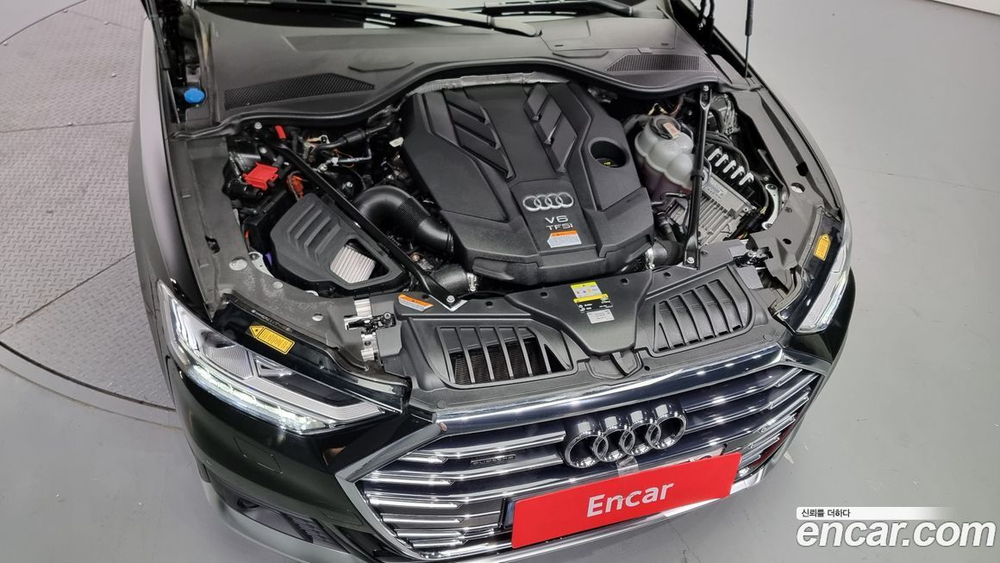 Audi A8 (D5) 55 TFSI Quattro LWB (12.2021)