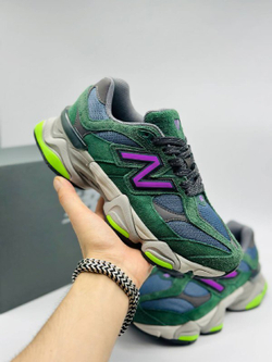 Женские кроссовки NEW BALANCE 9060