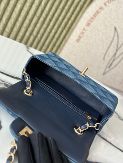 Chanel Bag 20 cm