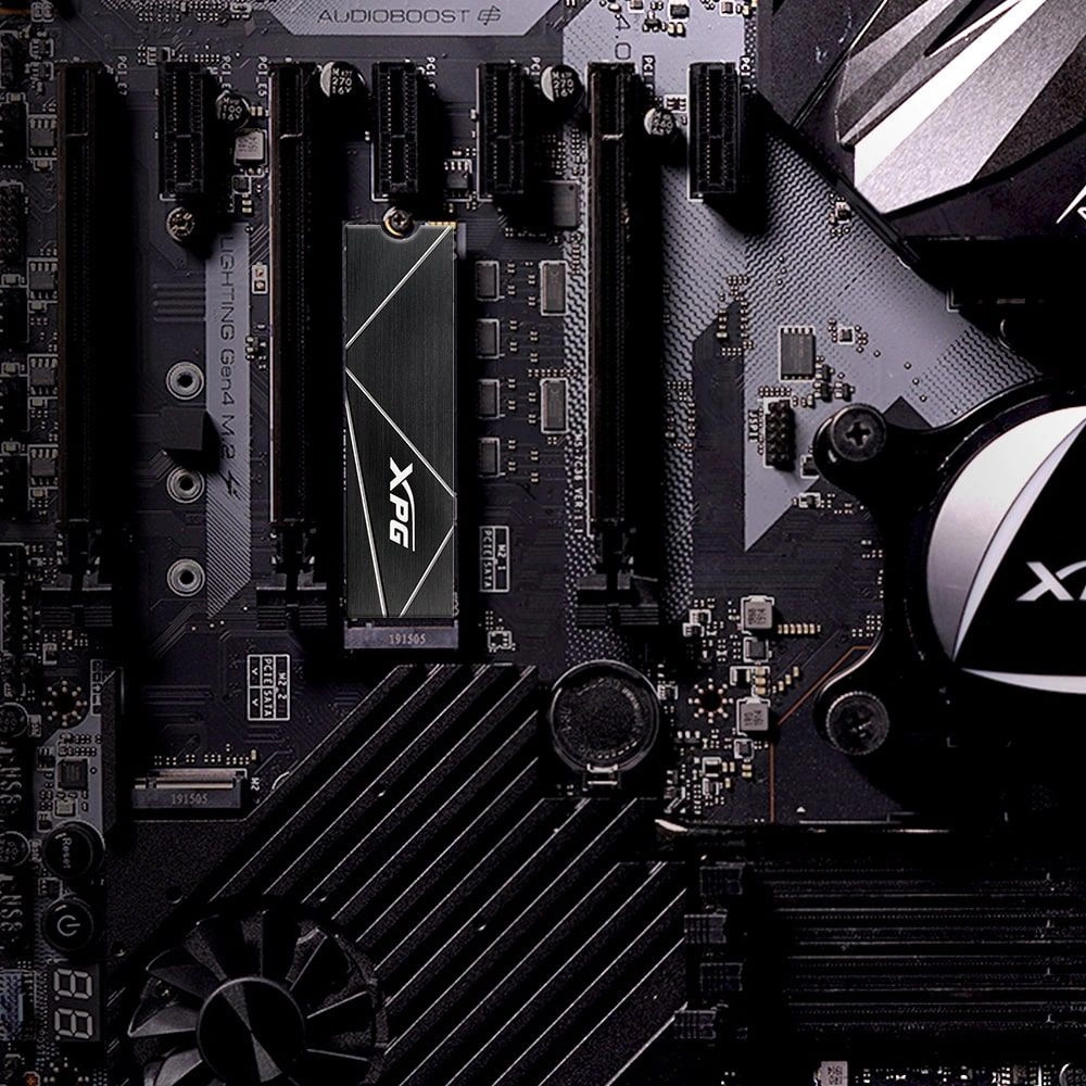 Накопитель SSD M.2 2280 ADATA XPG GAMMIX S70 BLADE