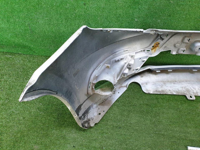 Бампер передний Lada Granta (2018-н.в.)