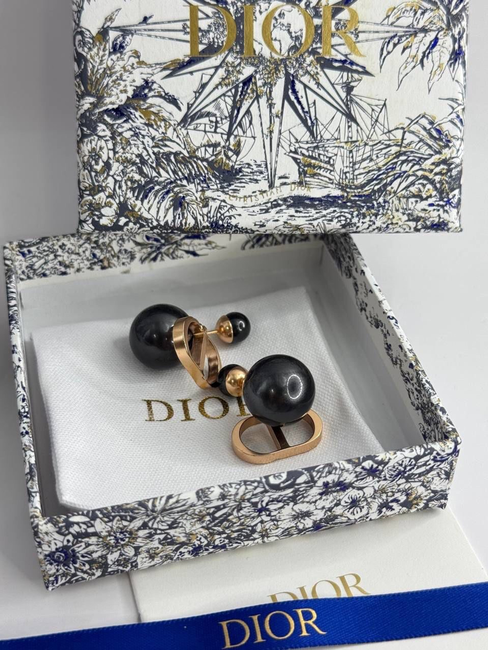 Серьги Dior