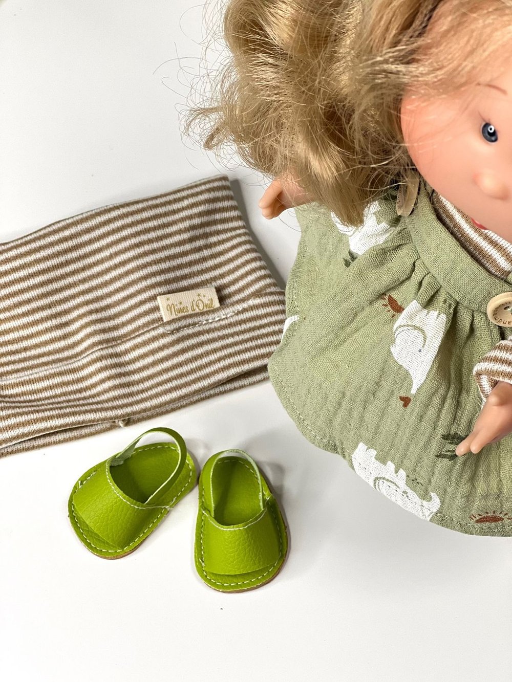 Кукла Nines виниловая 30см MIA (3432K)