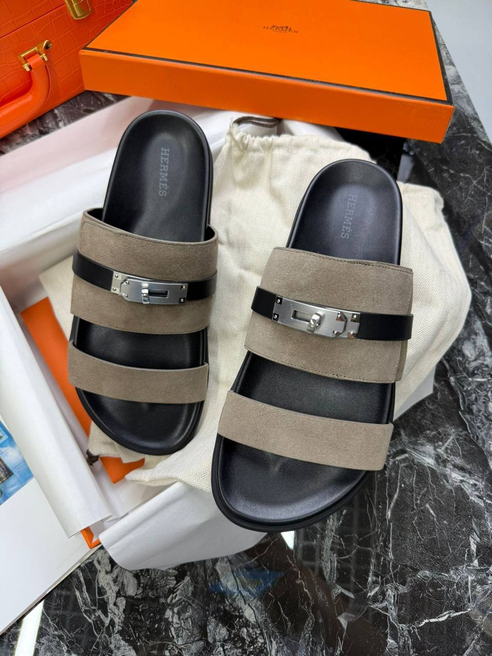 Шлёпанцы Hermes