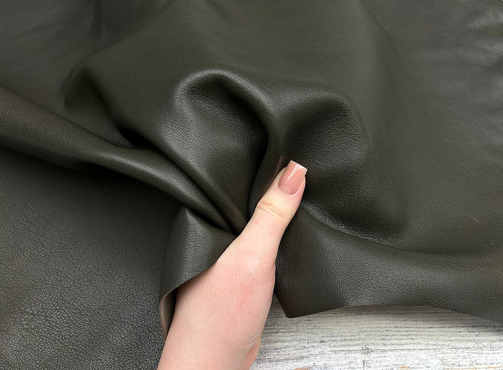 пластичность кожи козы темно зеленого цвета