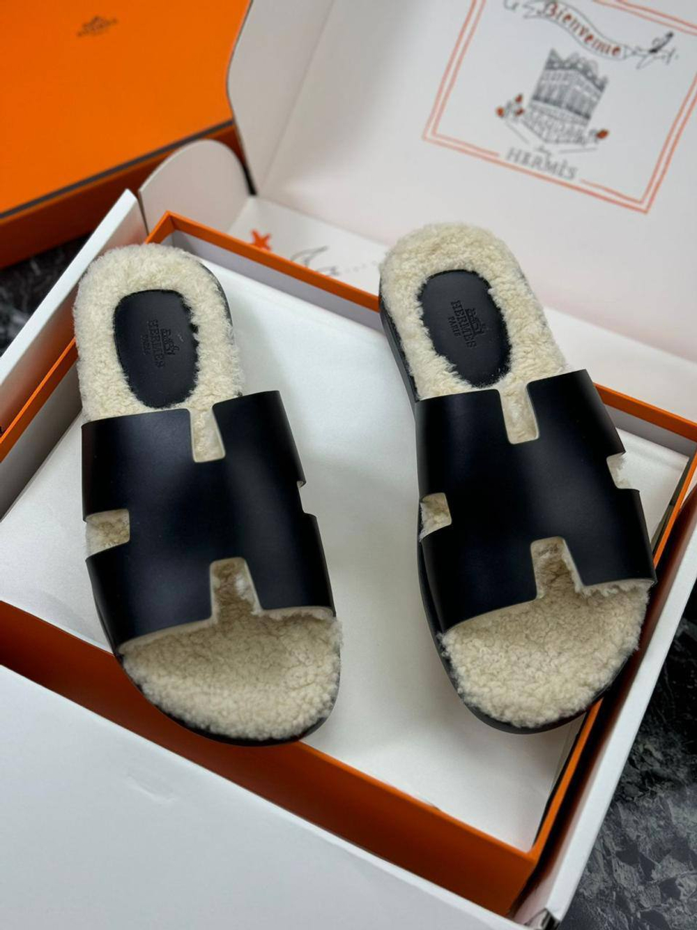 Шлепанцы Hermes