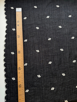 Вышивка (на чёрной жатой органзе)