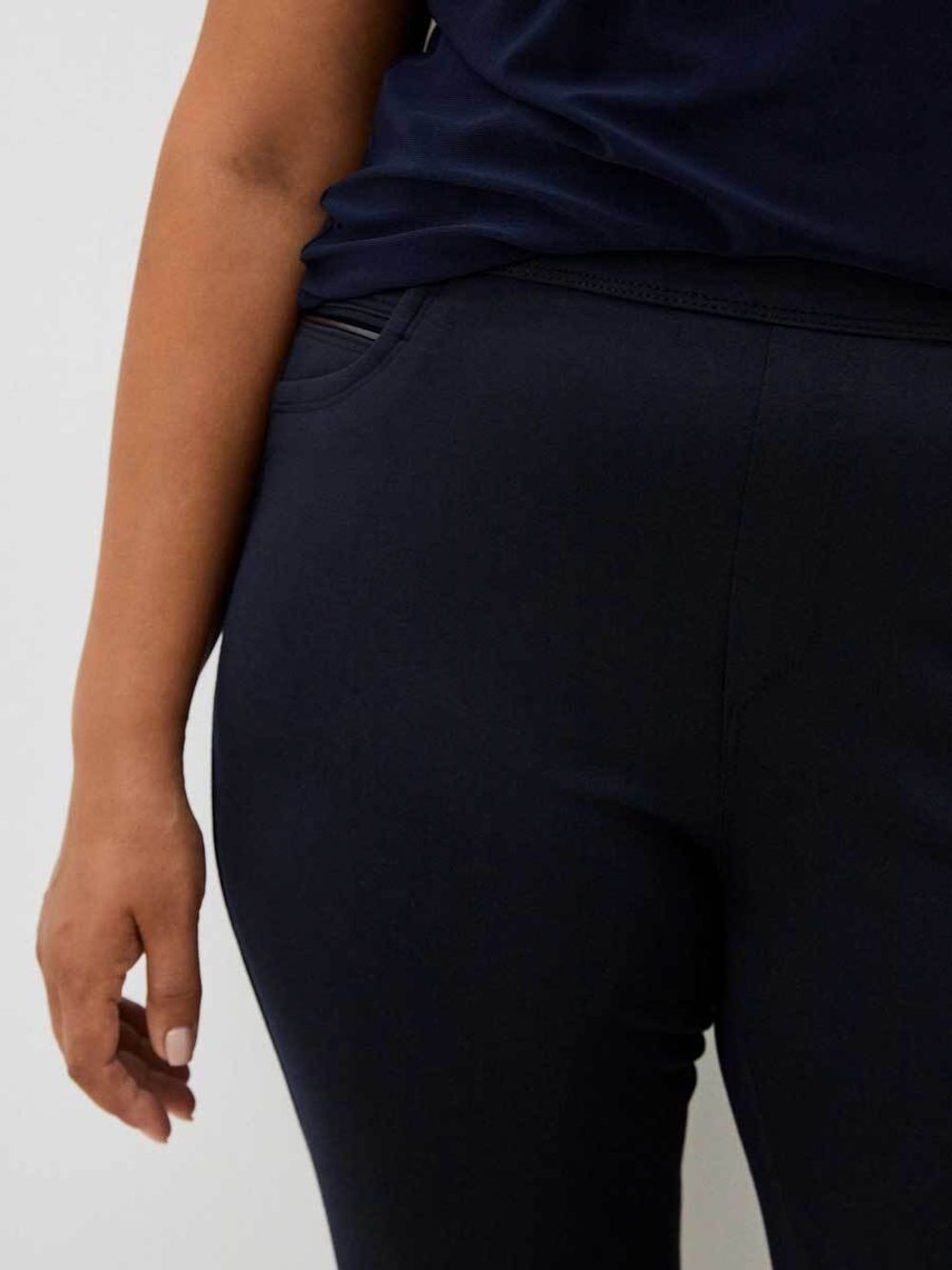 Брюки  трикотажные классические