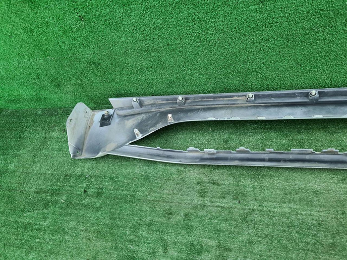 Накладка порога правая Lexus LX 3 (2015-2023)