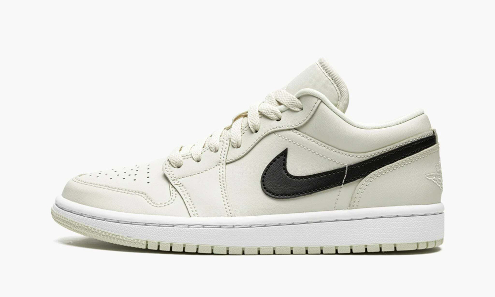 Air Jordan 1 Low WMNS "Coconut Milk"
