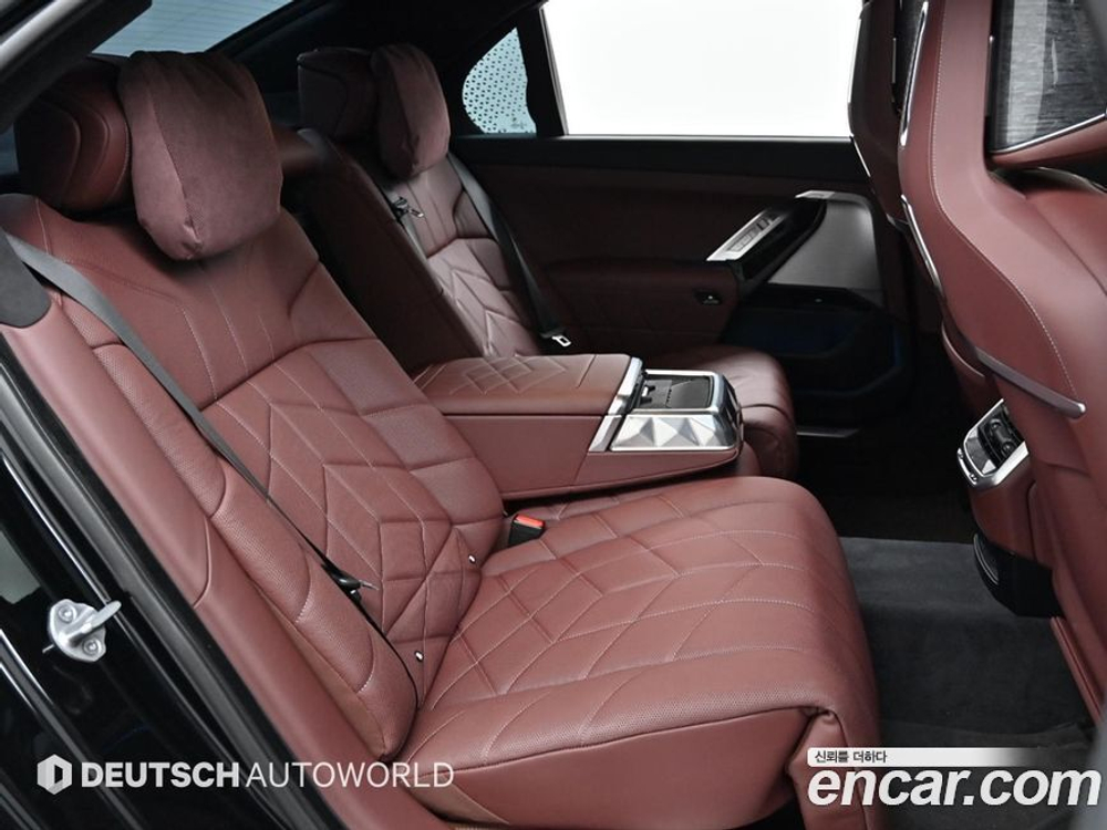 BMW 7 Series (G70) 740i sDrive M Sports (02.2023)