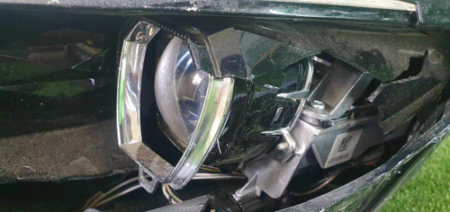Битая Фара левая Hyundai Elantra 7 CN7 (2020-н.в.) LED