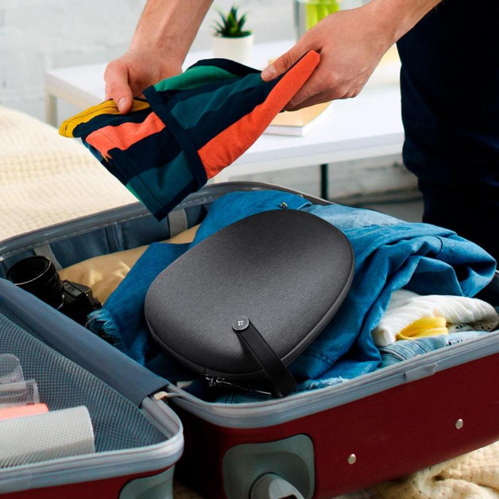 Тканевый чехол Spigen Klasden Pouch для AirPods Max