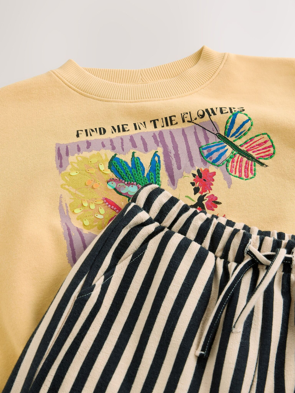 Толстовка и брюки для девочки Next E61-415, Светло-желтый, Черный, Молочный