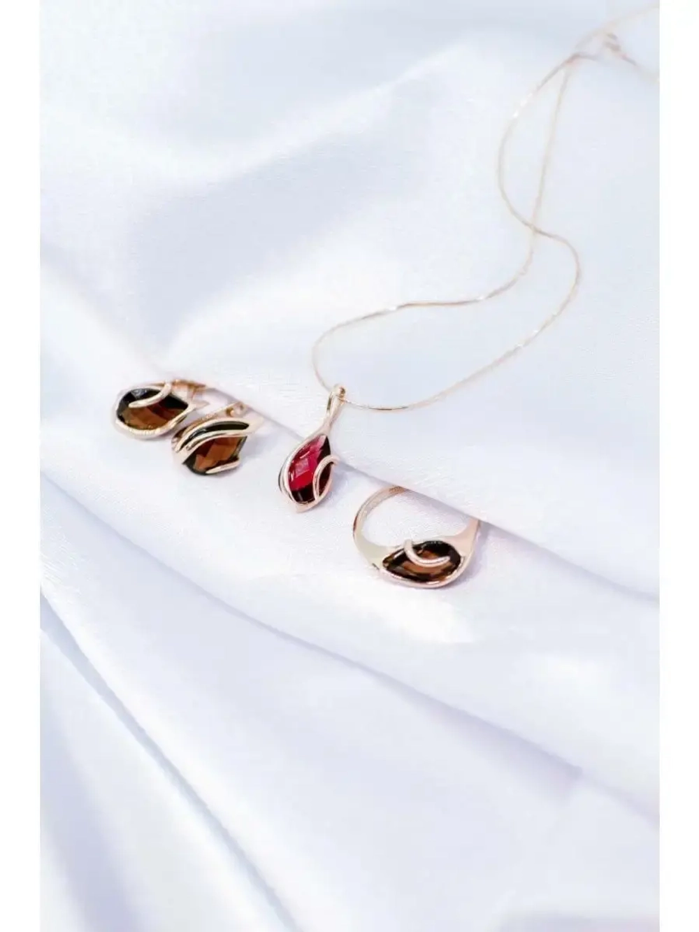 Комплект ювелирных украшений золото 585