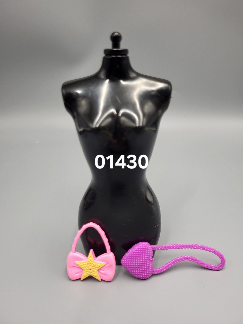 Аксессуар для куклы Барби винтаж сумка 01430