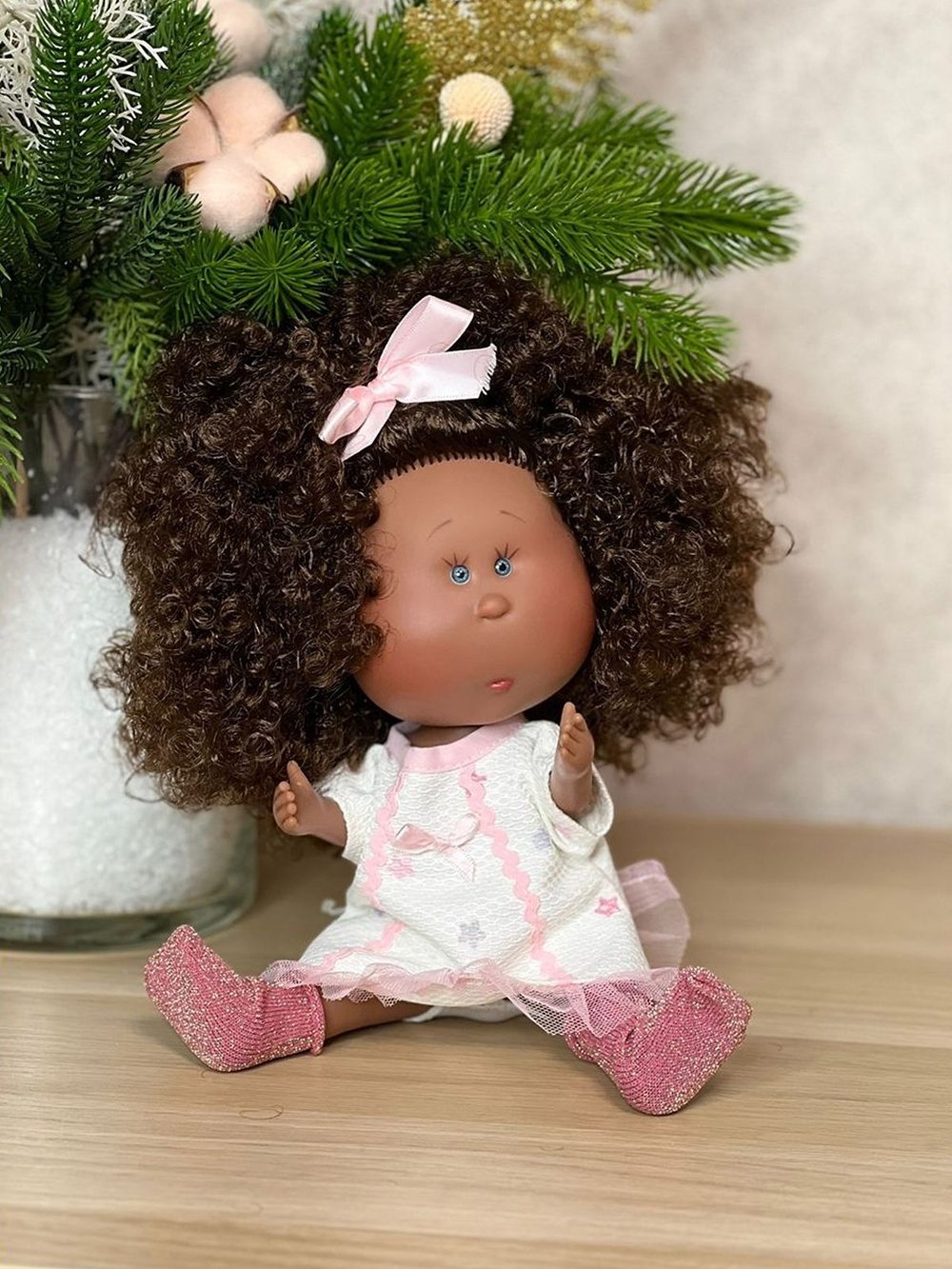 Кукла Nines виниловая 30см MIA в пакете (3000MN3A2)