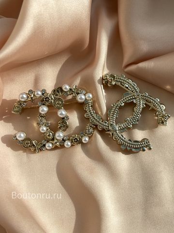 Брошь Шан. светлое золото стразы жемчуг 5
