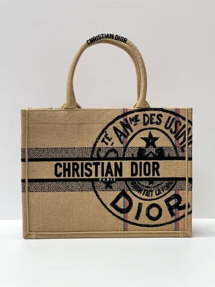 Сумка Dior Book Tote, модель среднего формата бежевый