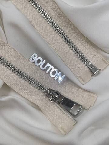 Молния бежевая (молочная) серебро