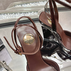 Saint Laurent La Scandale Wedges