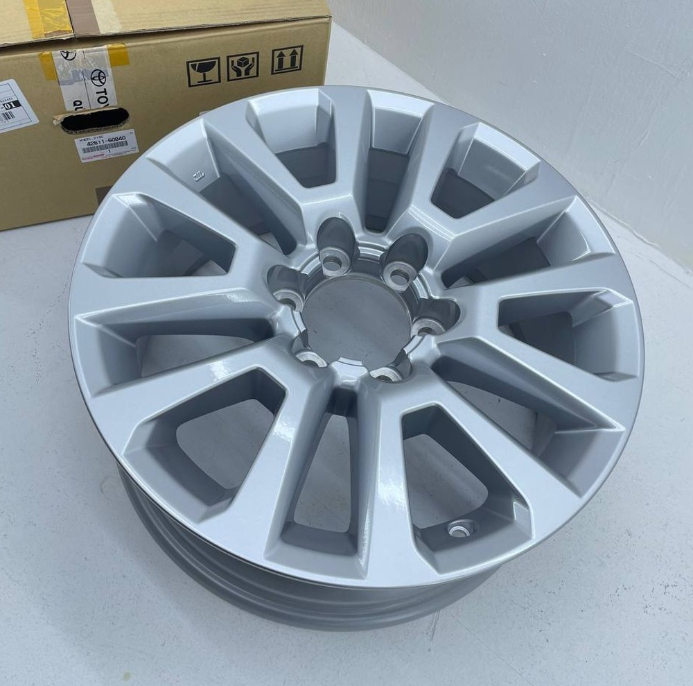 Диск колесный R18 42611-60B40
