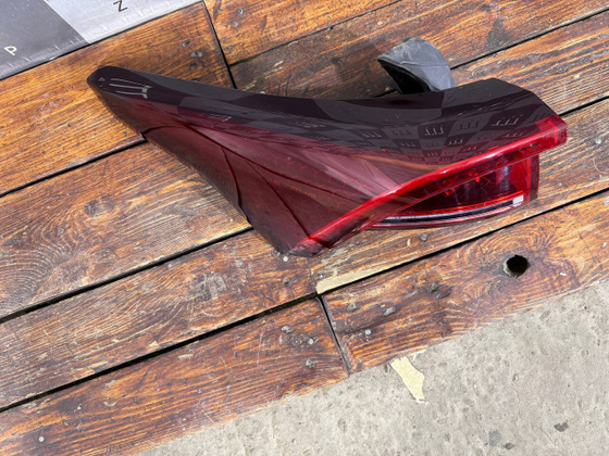 Фонарь задний левый Jetour X70 PLUS 23-нв Б/У Оригинал F184433010