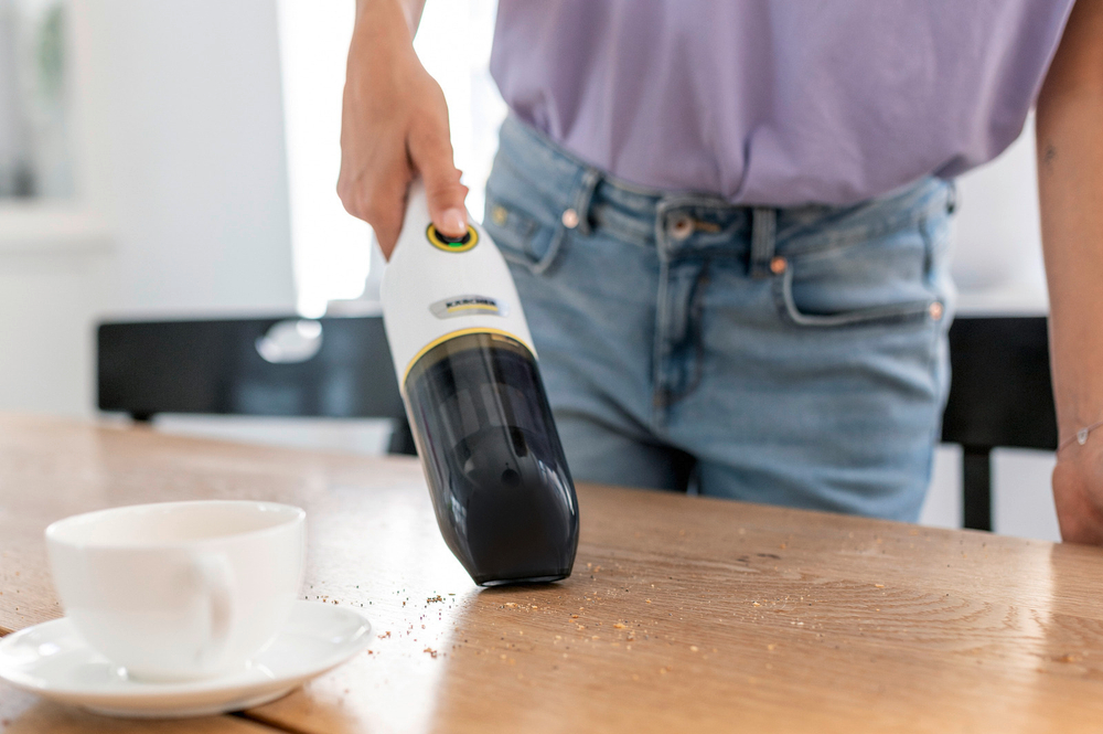 Ручной аккумуляторный пылесос CVH 2-4