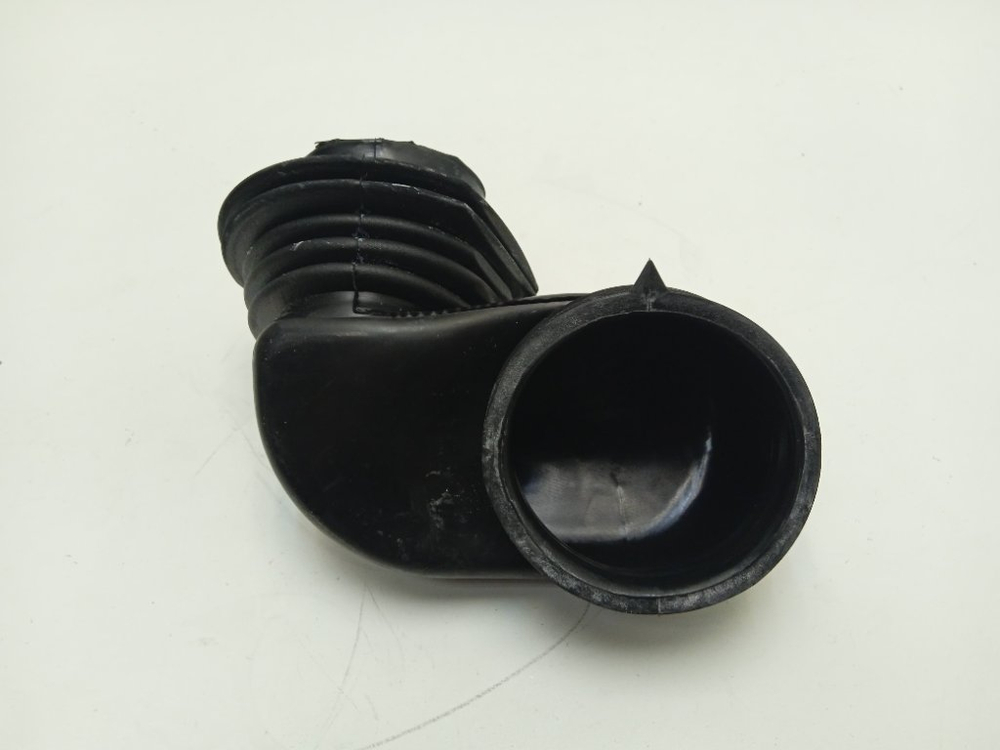 RKB68801YA кт125 Заливной патрубок для стиральной машины Beko 2818440200 б/у