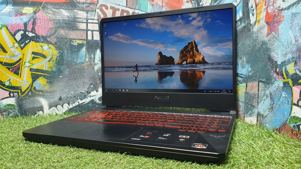Ноутбук ASUS Ryzen 5/8Gb/RX 560X 4 Gb/FHD/TUF Gaming FX505DY-BQ001/Windows 10
