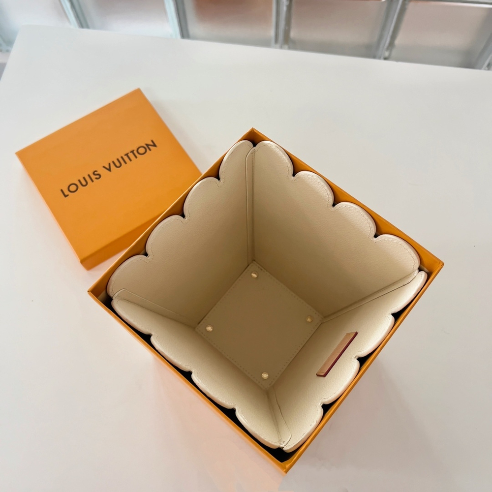Louis Vuitton Flower Popcorn Basket