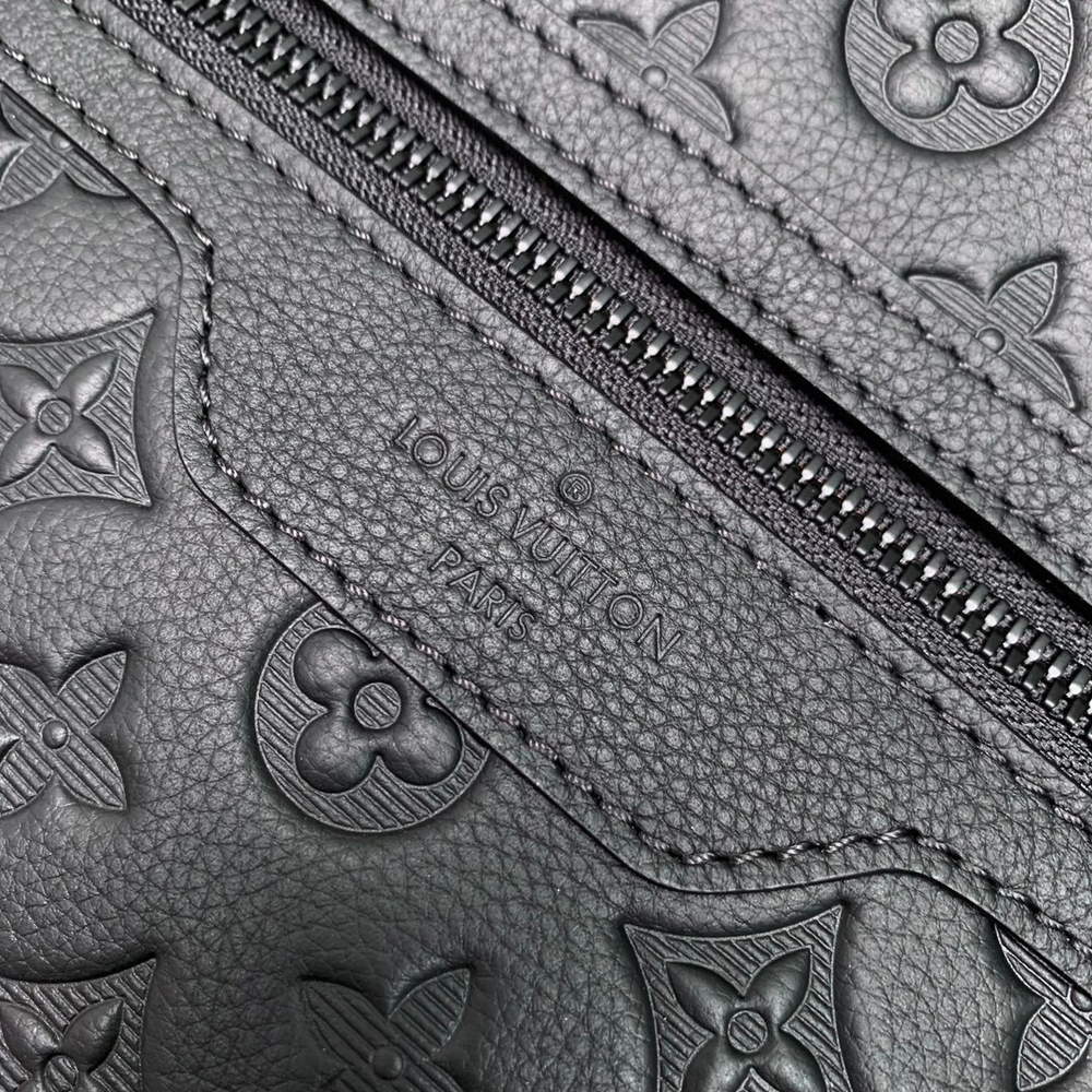 Louis Vuitton Excursion Tote