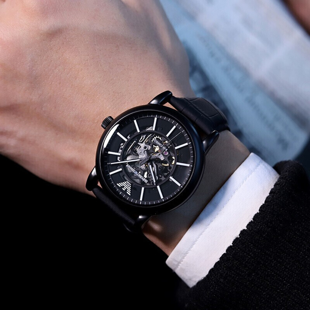 Часы EMPORIO ARMANI, AR60008