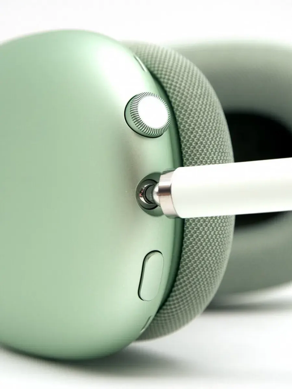 Беспроводные наушники Apple AirPods Max, зелeный