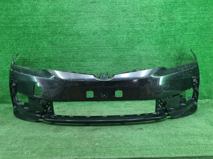 Бампер передний Toyota Corolla E160 (2015-2019)