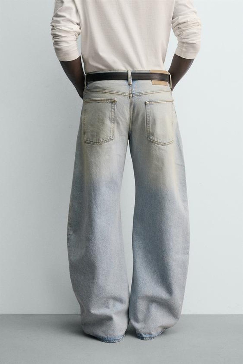 ZARA ДЖИНСЫ BALLOON FIT, НЕБЕСНО-ГОЛУБОЙ