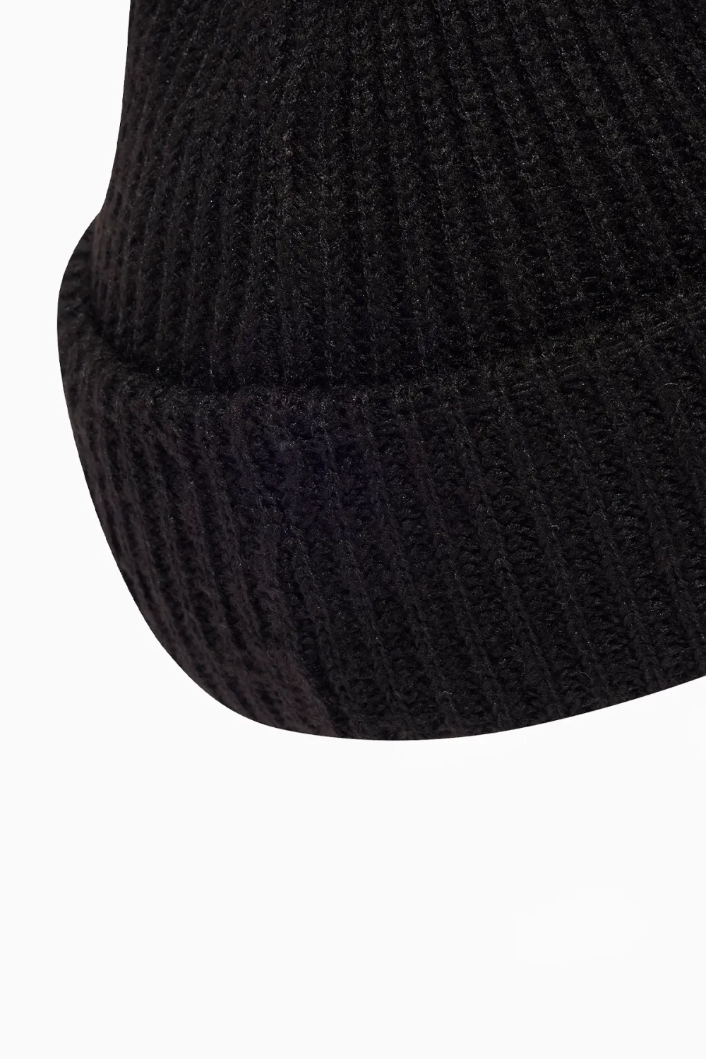 Шапка adidas Cuff - черный