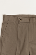 Брюки чинос серо-коричневые